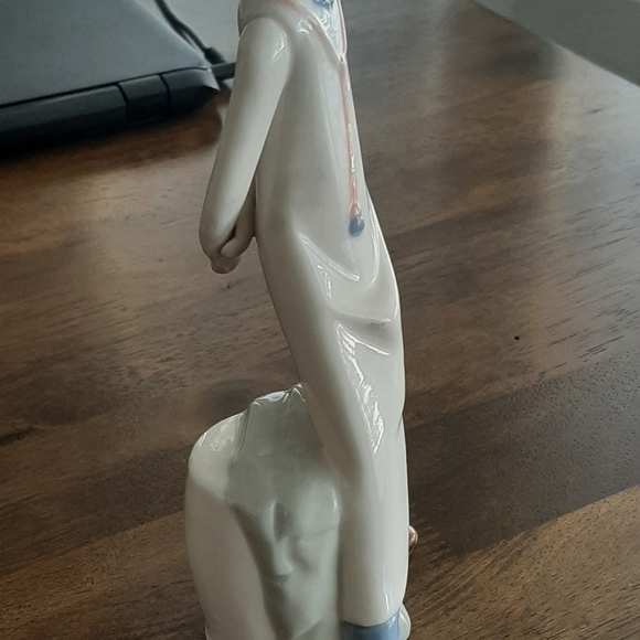 Duncan Royale doctor figurine - Picture 3 of 5